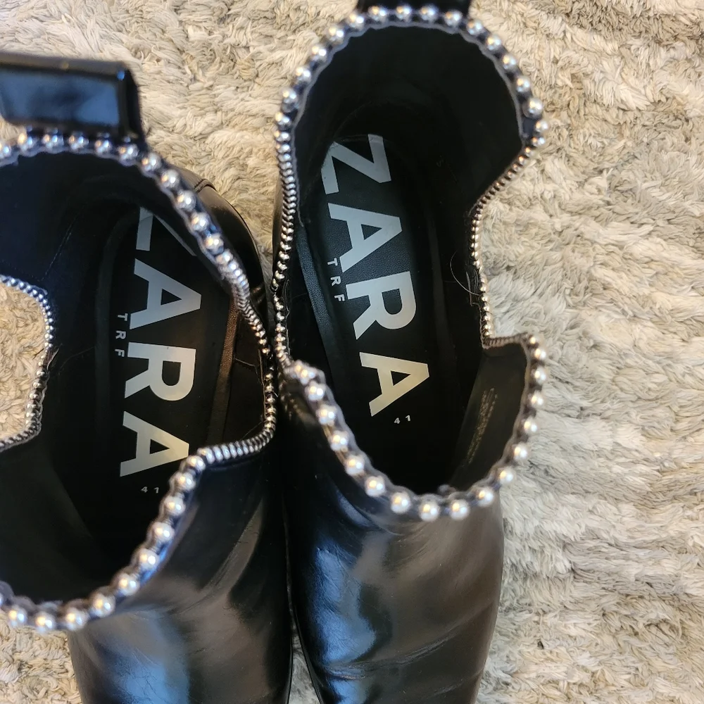 Shoes - Picture 6 of 6